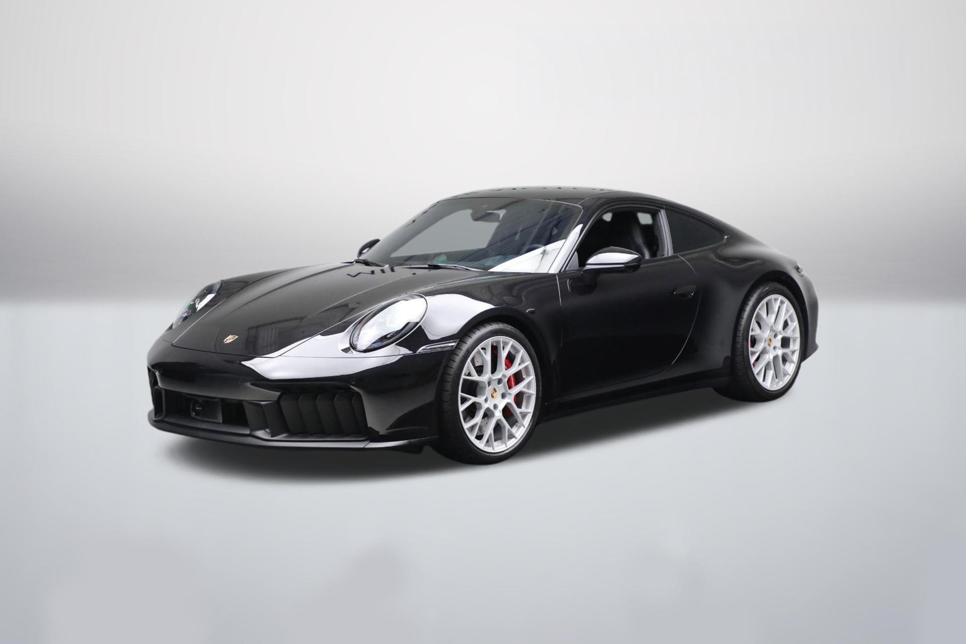 2025 Porsche 911 GTS