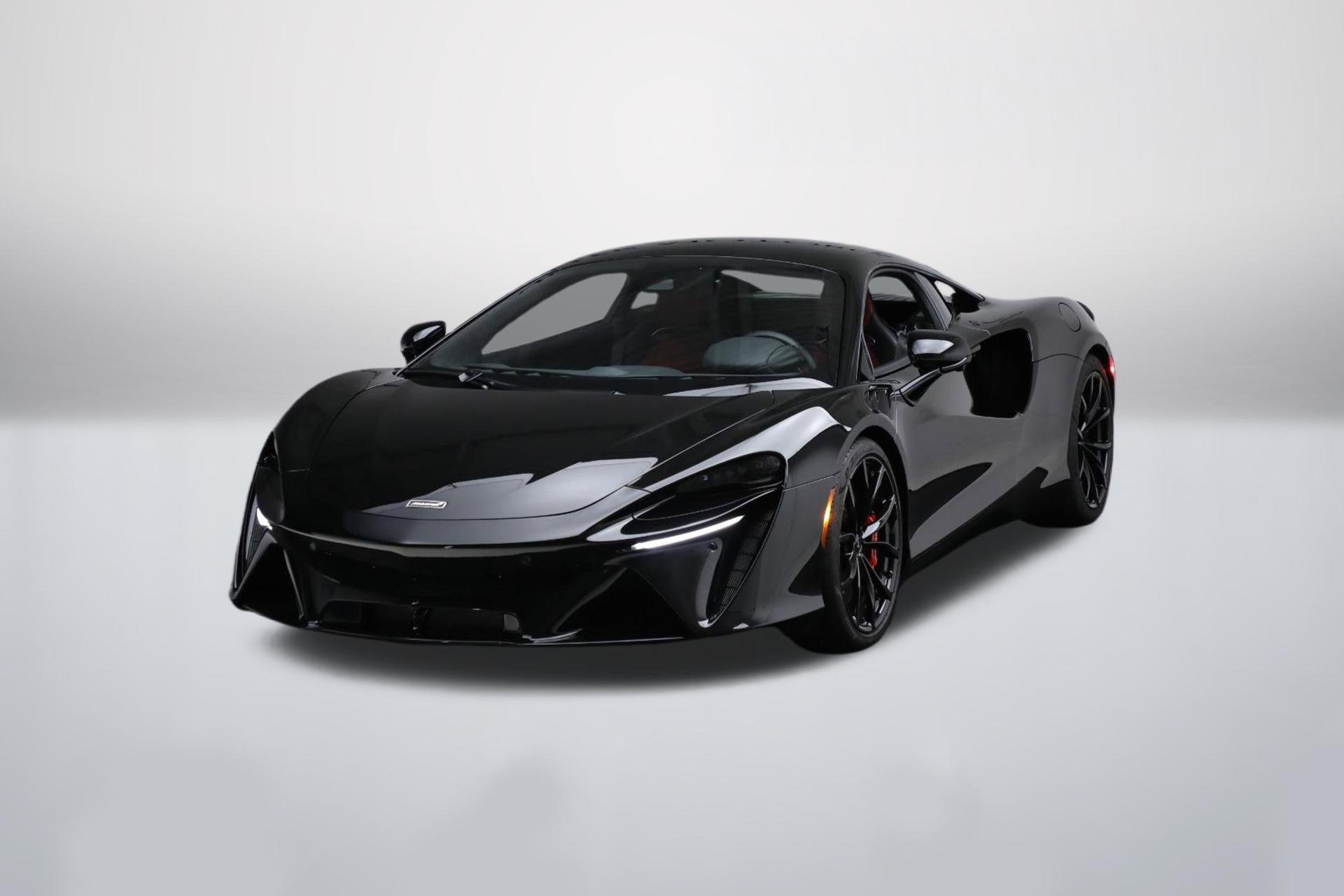 2024 McLaren Artura