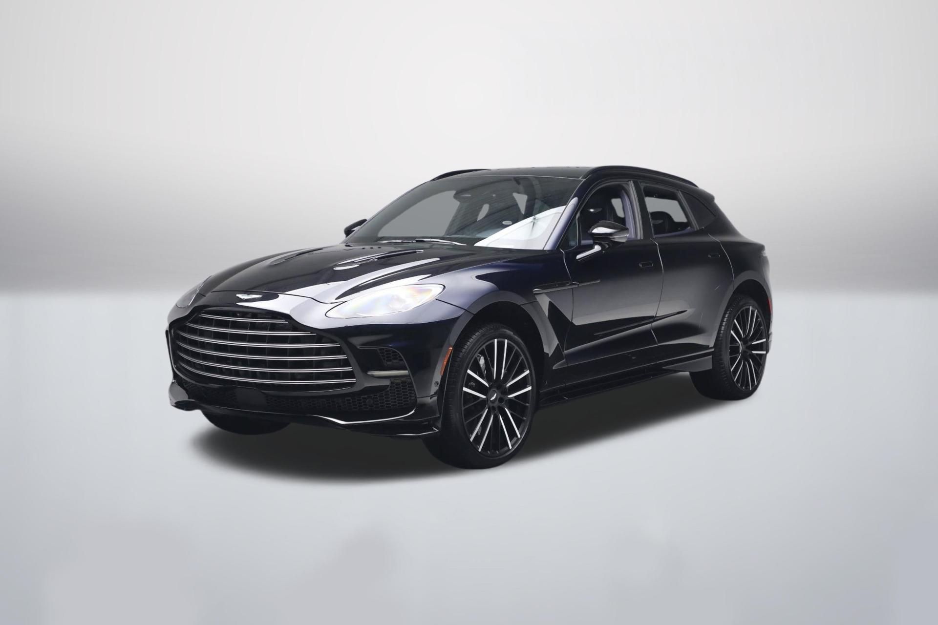 2025 Aston Martin DBX