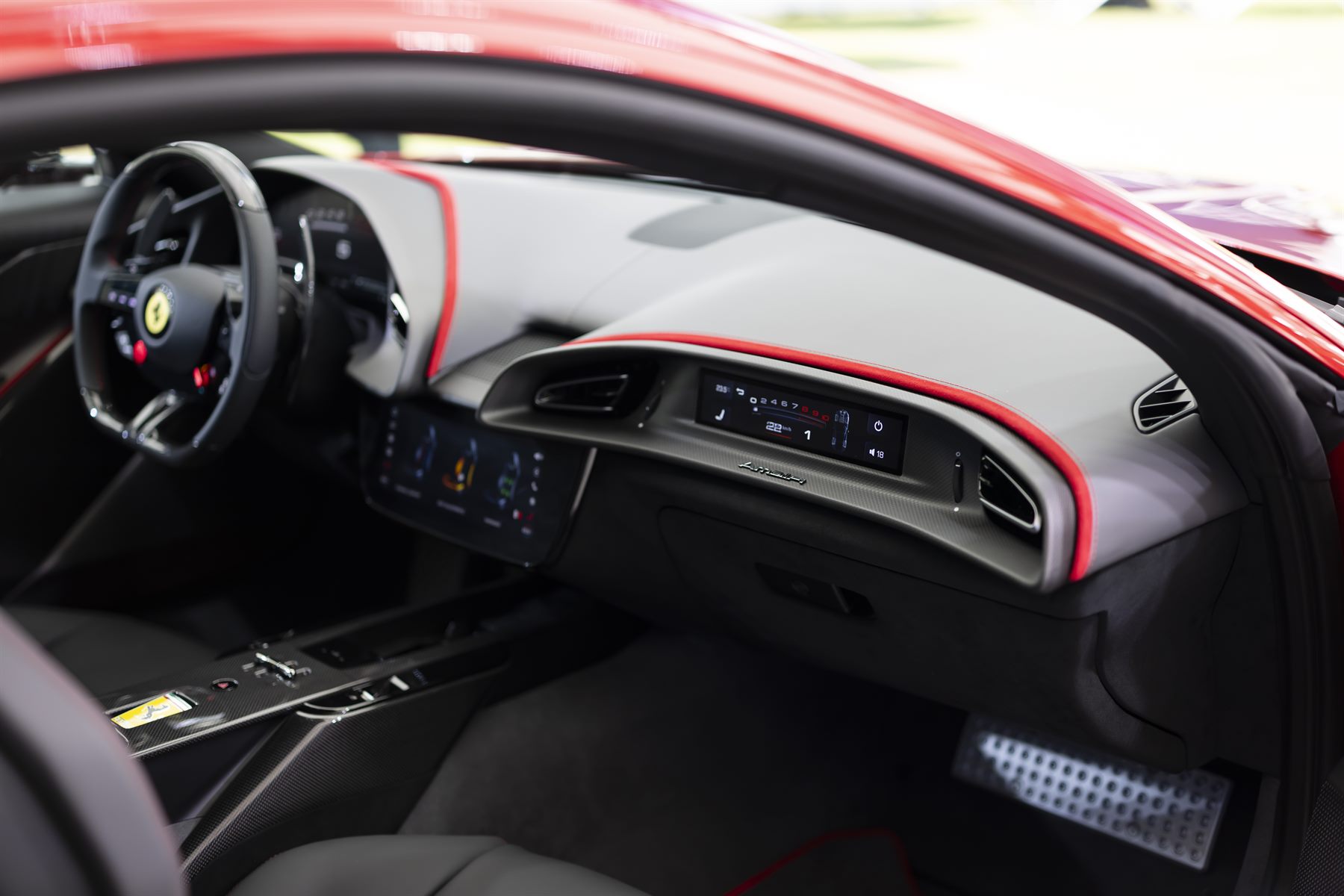 Ferrari Amalfi interior and dashboard